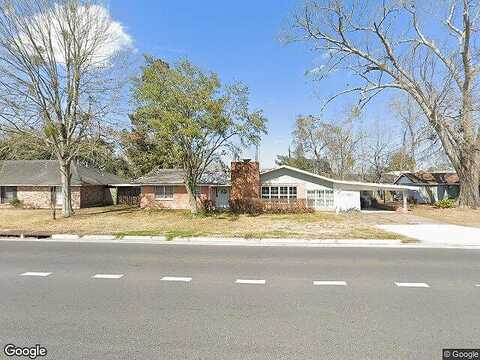 Cornerview, GONZALES, LA 70737