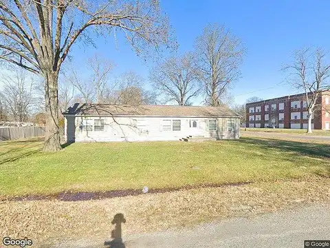 Sadler, CENTRALIA, IL 62801