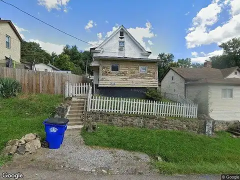 Laura, EAST LIVERPOOL, OH 43920