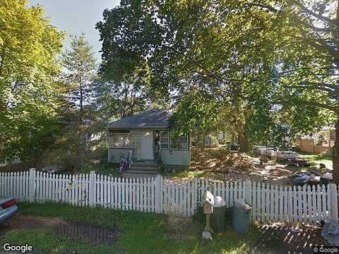 Elder, MASTIC BEACH, NY 11951