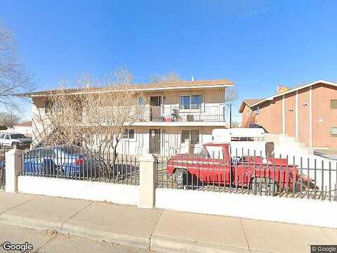 Trumbull, ALBUQUERQUE, NM 87108