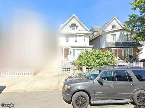 17Th, BROOKLYN, NY 11214
