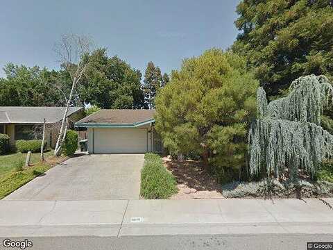 Kelsey, ELK GROVE, CA 95624