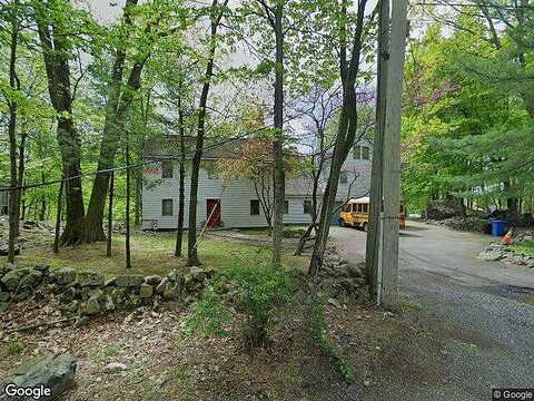 Buckberg Rd, TOMKINS COVE, NY 10986