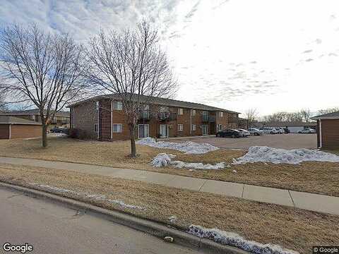 Newcomb, SIOUX FALLS, SD 57106