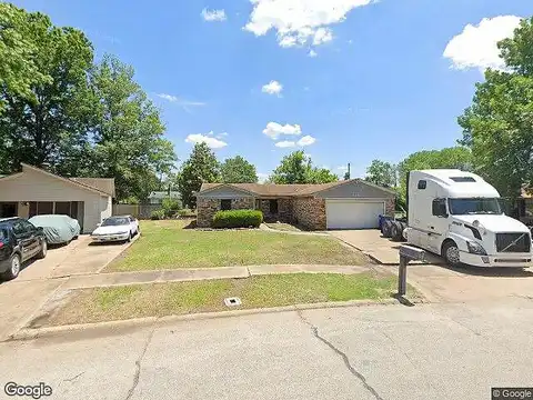Maple, WEST MEMPHIS, AR 72301