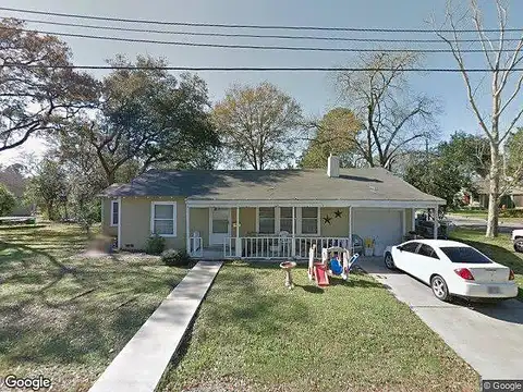 Avenue, EL CAMPO, TX 77437