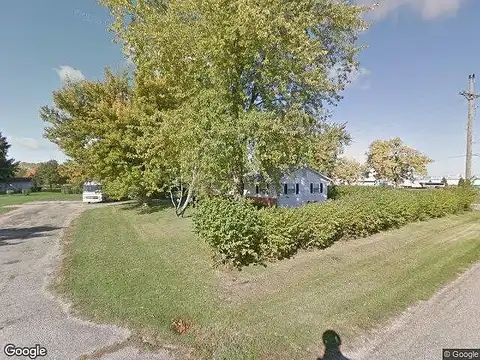 Circle, TOULON, IL 61483
