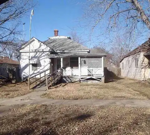 Walnut, SALINA, KS 67401