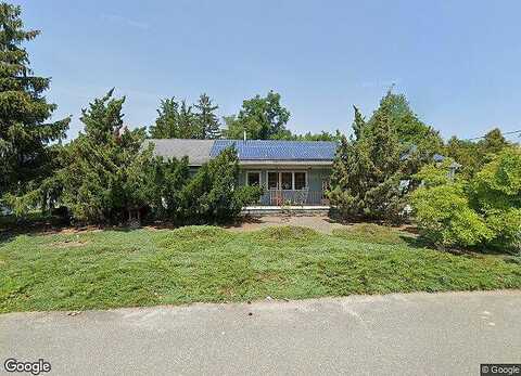 Eleventh Ave, TOMS RIVER, NJ 08757