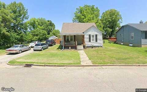 Walnut, BROWNSTOWN, IN 47220