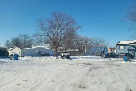 Elmtree, INDIANAPOLIS, IN 46235