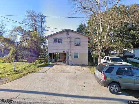 E Hoover St, New Sarpy, LA 70078
