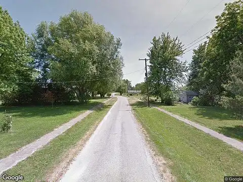 Bennett St, NEW SALEM, IL 62357