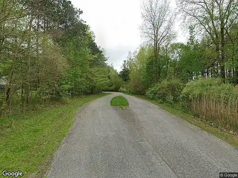 Deer Creek Dr, CHESANING, MI 48616