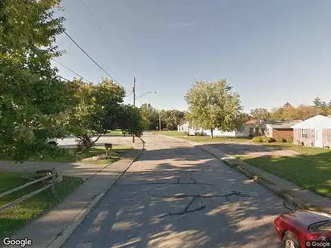 Elizabeth St, WILLARD, OH 44890