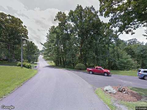 Oak Ridge Ln, WINCHESTER, VA 22602