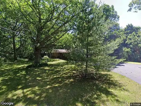 Oak Knoll, WAUKESHA, WI 53189