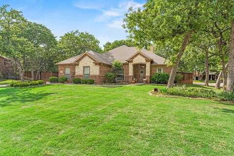 705 Royal Oak Court, Burleson, TX 76028