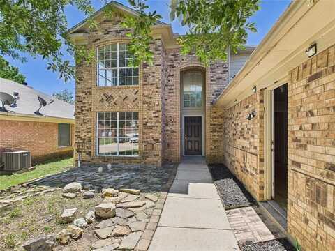 1117 Victoria Drive, Saginaw, TX 76131