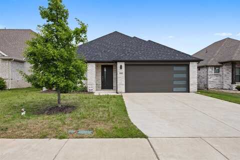 608 Congressional Avenue, Red Oak, TX 75154
