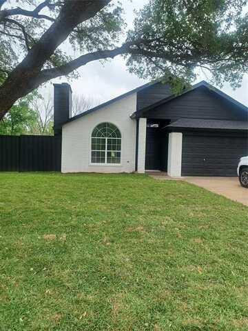 1728 Independence Road, Blue Mound, TX 76131