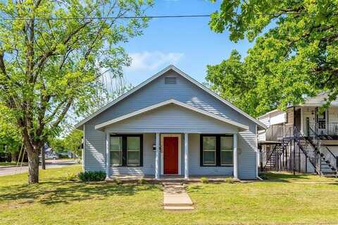 224 W Doyle Street, Granbury, TX 76048