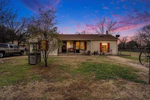 3226 Devalcourt Avenue, Forest Hill, TX 76119