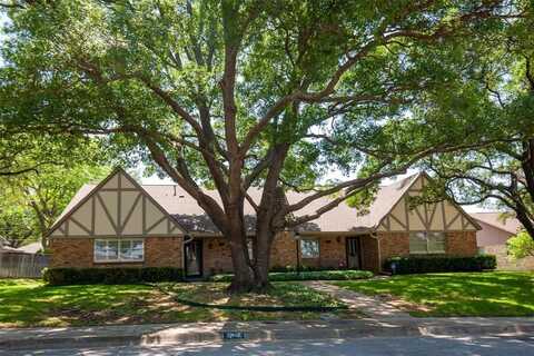 7608 Meadow Oaks Drive, Dallas, TX 75230