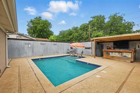 8832 Kate Street, White Settlement, TX 76108