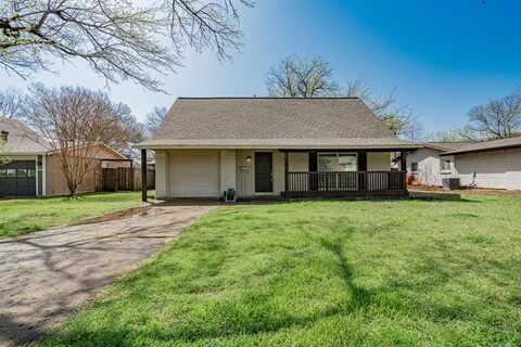 815 Kingswood Avenue, Richardson, TX 75080