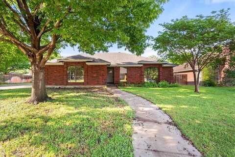 931 Fiero Drive, Arlington, TX 76001