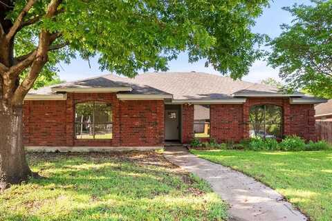 931 Fiero Drive, Arlington, TX 76001