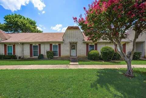 33 W Mountain Lane, Grand Prairie, TX 75052