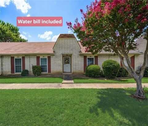 33 W Mountain Lane, Grand Prairie, TX 75052