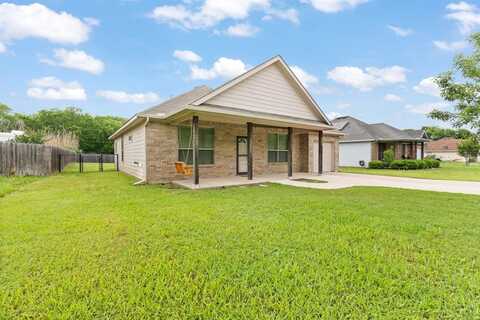 305 S 1st Street, Grandview, TX 76050