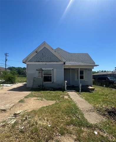 2830 Clinton Avenue, Fort Worth, TX 76106