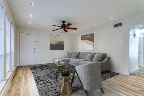 5844 Sandhurst Lane, Dallas, TX 75206