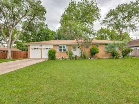 1413 Sylvan Drive, Arlington, TX 76012
