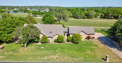 407 Navajo Trail, Gainesville, TX 76240