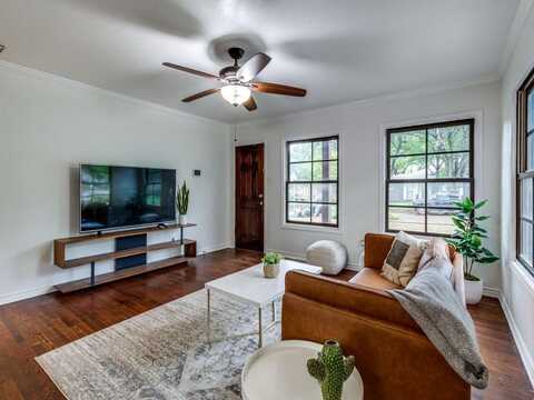 1727 Melbourne Avenue, Dallas, TX 75224