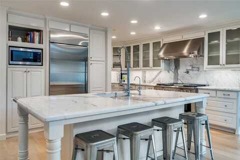 11514 Valleydale Drive, Dallas, TX 75230