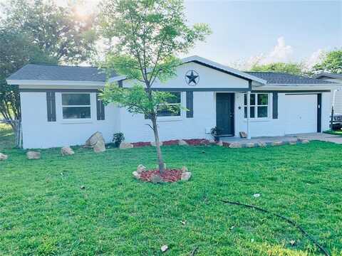 707 N Ray Street, Alvarado, TX 76009