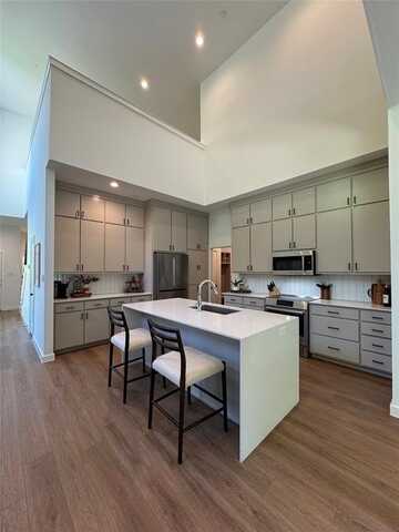 321 Tillery Circle, Grapevine, TX 76051