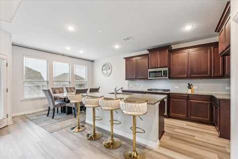 2203 Lannister Street, Mansfield, TX 76063
