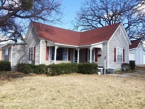 1501 Cates Street, Bridgeport, TX 76426