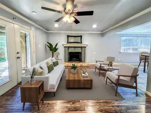 2704 Bellaire Court, Arlington, TX 76013