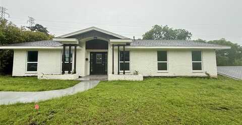 3520 Kiestcrest Drive, Dallas, TX 75233