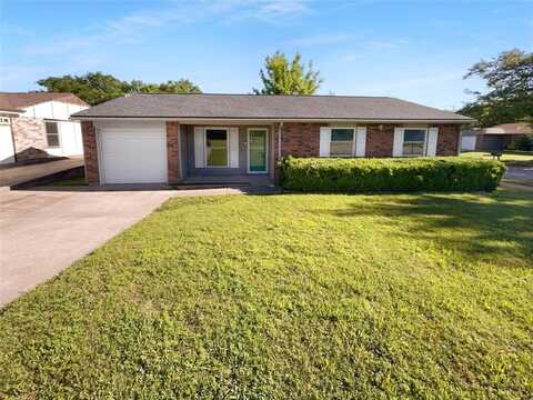 739 Sun Valley Drive, Duncanville, TX 75116