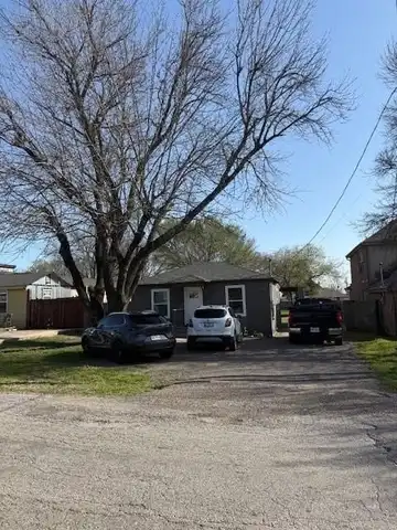 1018 Balkan Drive, Lancaster, TX 75134